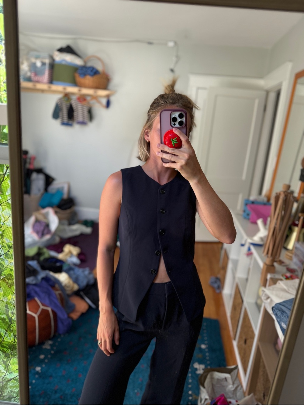 Artizia Wilfred Black Sleeveless Button Vest